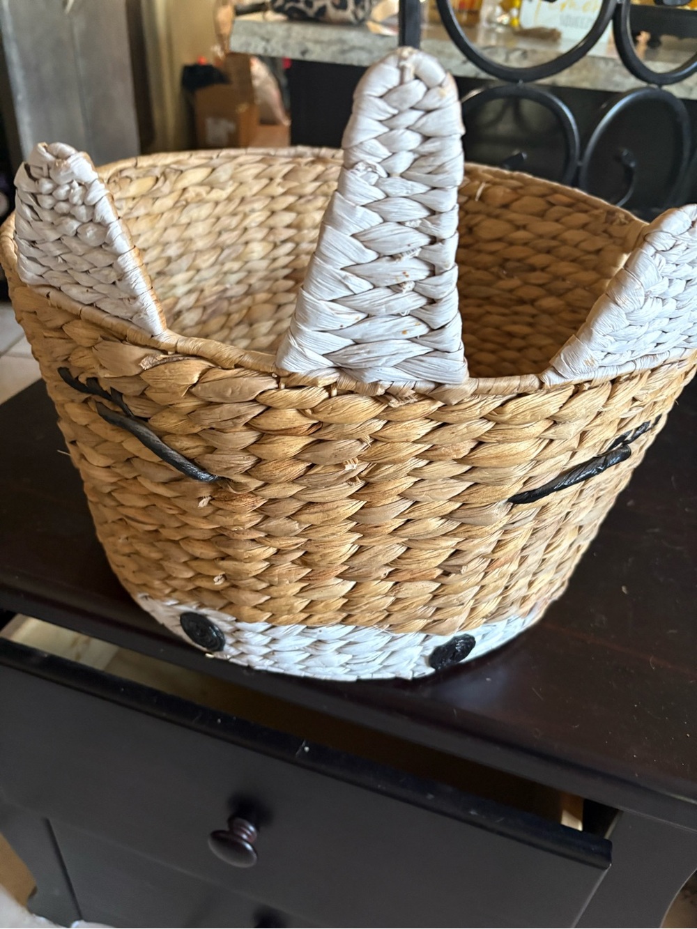 Pottery Barn Kids Woven Straw Unicorn Basket in Natural and White - Picture 2 of 4